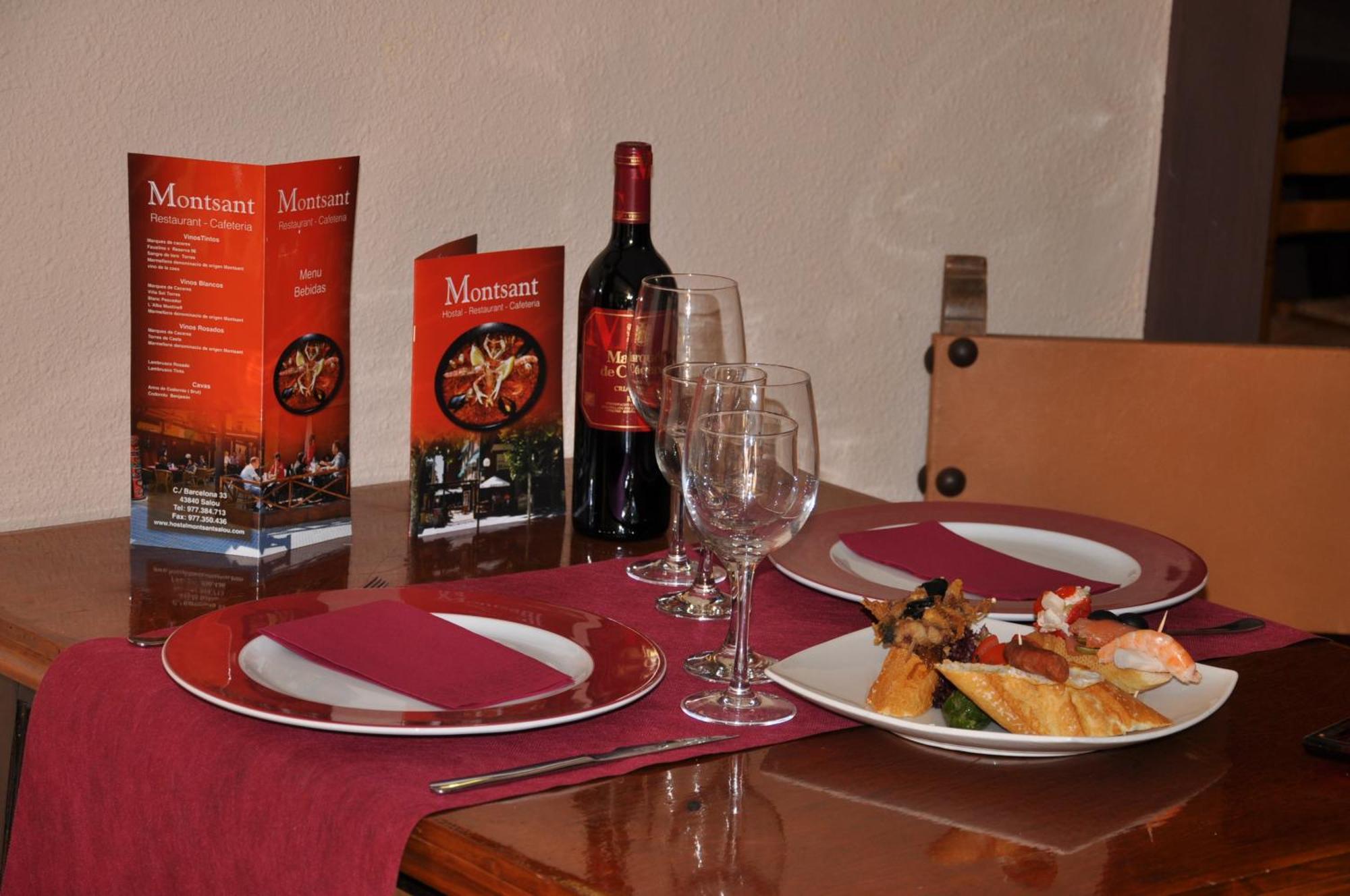 Hostal Montsant 살루 외부 사진
