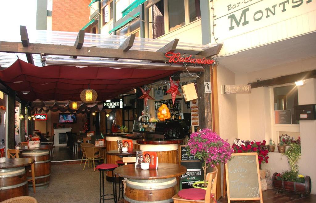 Hostal Montsant 살루 외부 사진