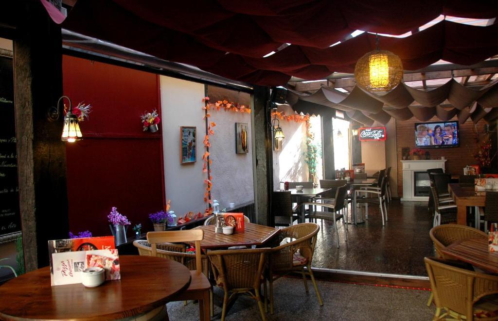 Hostal Montsant 살루 외부 사진