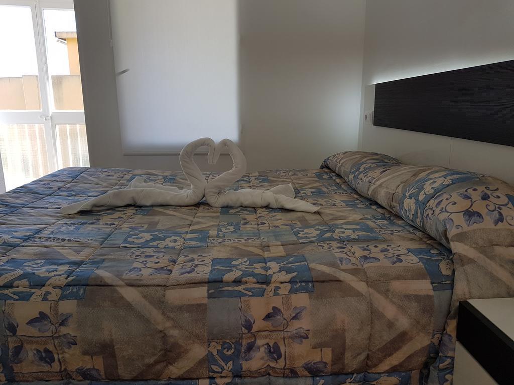 Hostal Montsant 살루 외부 사진