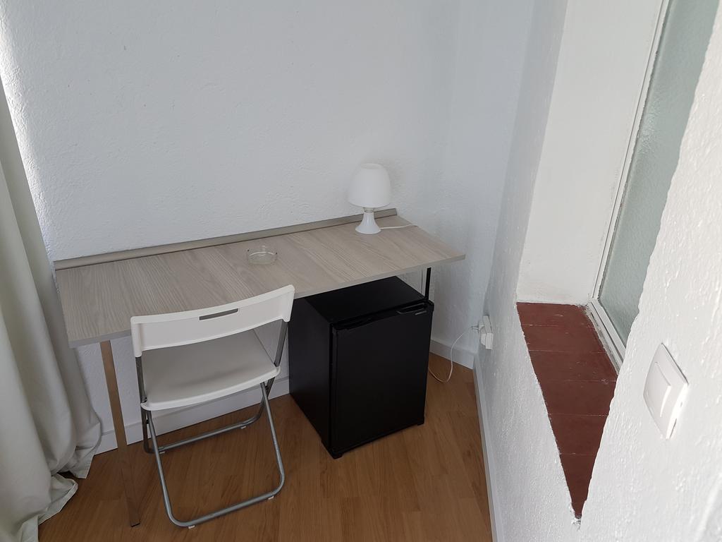 Hostal Montsant 살루 외부 사진