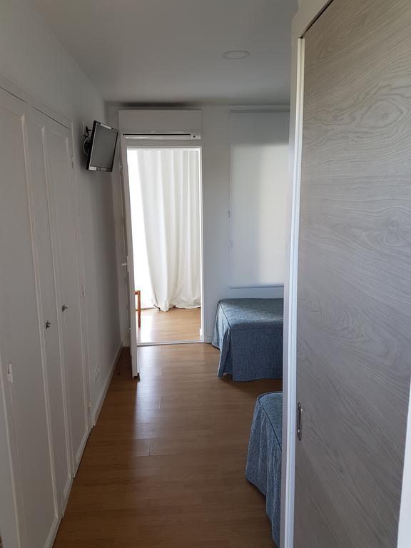 Hostal Montsant 살루 외부 사진
