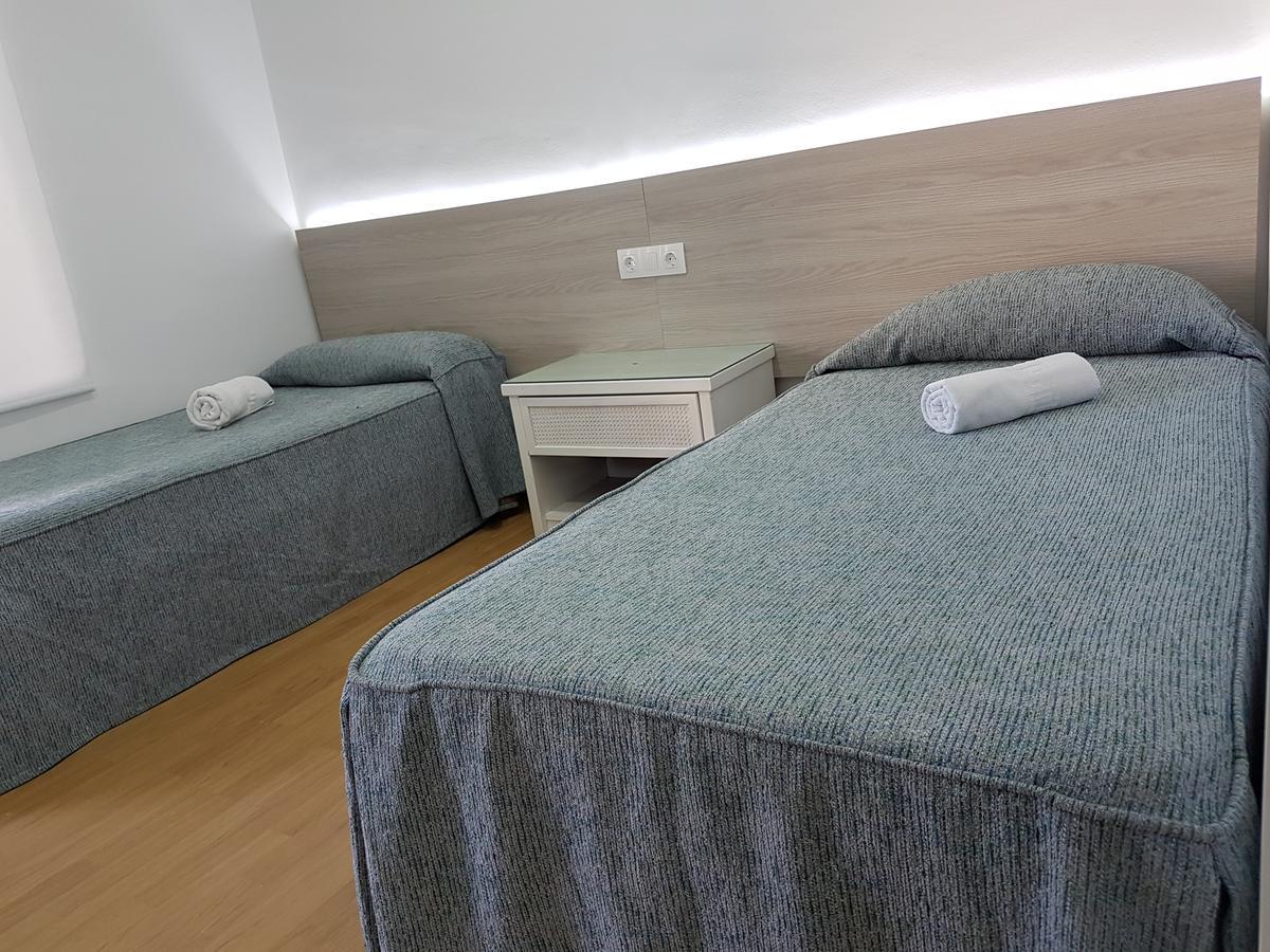 Hostal Montsant 살루 외부 사진