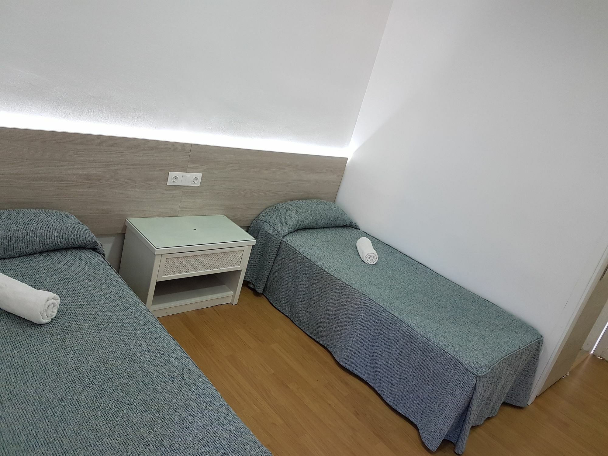 Hostal Montsant 살루 외부 사진